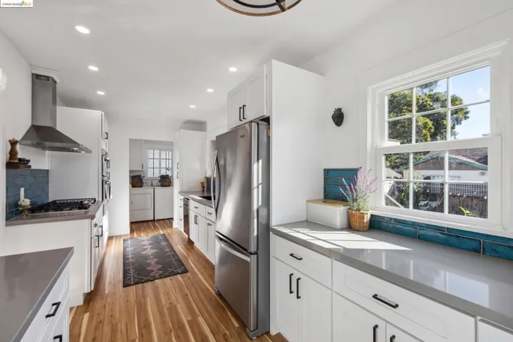 2919 E 29th St, Oakland, California 94601