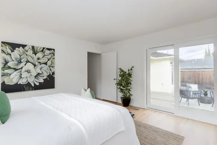 317 W Meadow Drive, Palo Alto, California 94306