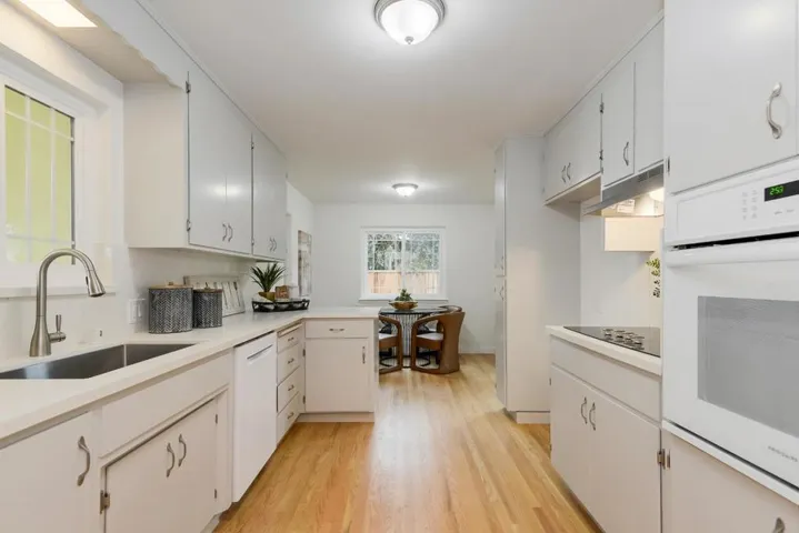 317 W Meadow Drive, Palo Alto, California 94306