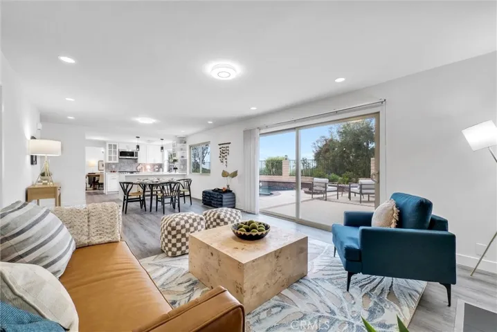 6975 E Rutgers Drive, Anaheim Hills, California 92807