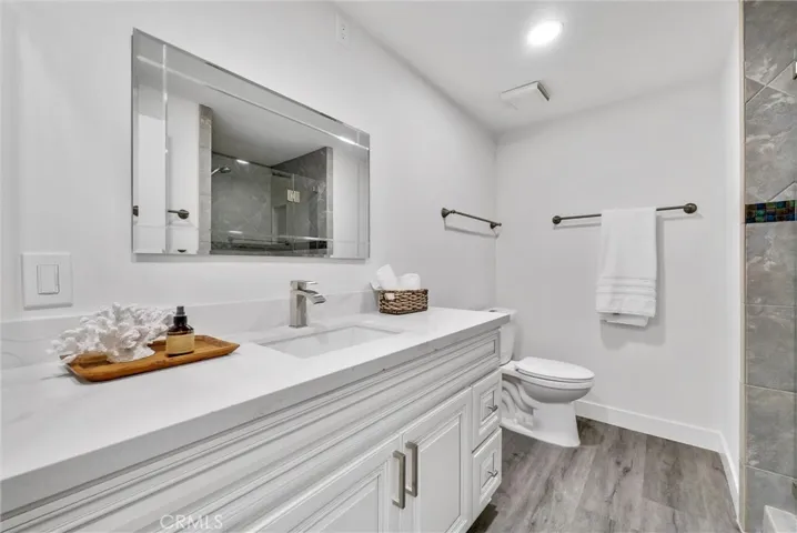 6975 E Rutgers Drive, Anaheim Hills, California 92807