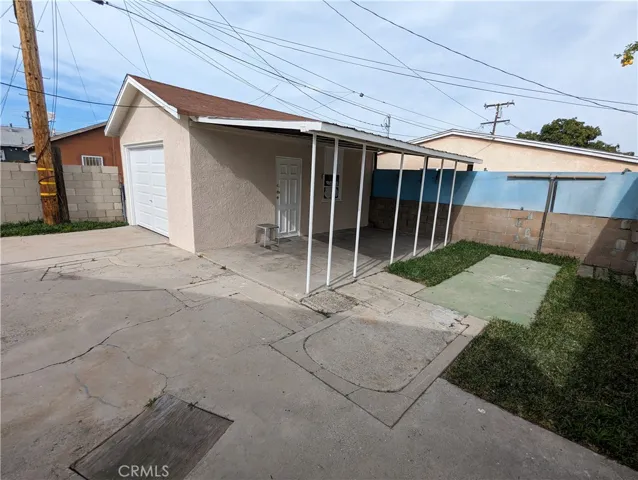 5251 Jillson Street, Commerce, California 90040