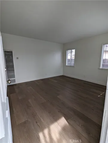 5251 Jillson Street, Commerce, California 90040