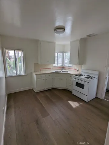 5251 Jillson Street, Commerce, California 90040