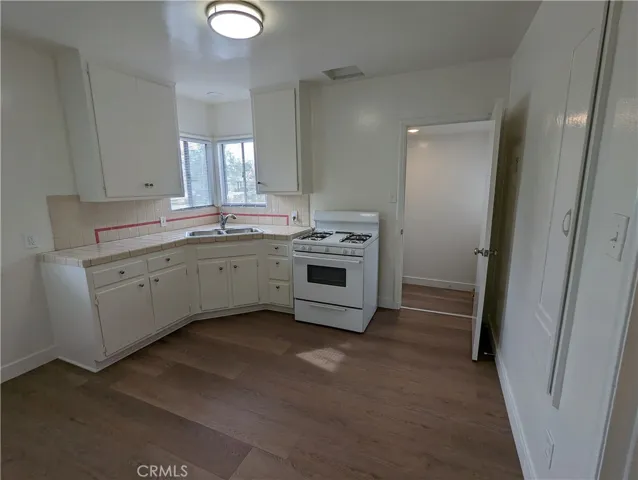 5251 Jillson Street, Commerce, California 90040