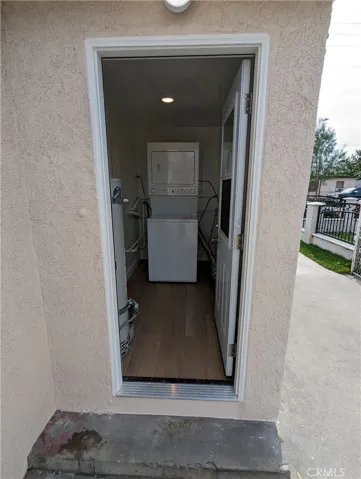 5251 Jillson Street, Commerce, California 90040