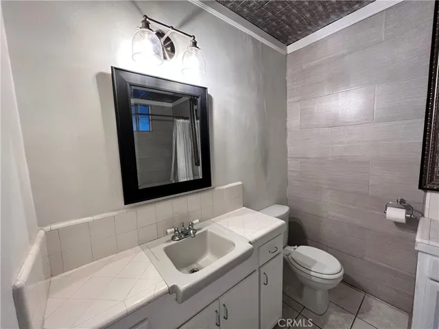 755 Cliff Drive 1/2, Laguna Beach, California 92651