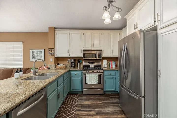 490 S Seminole Circle, Banning, California 92220