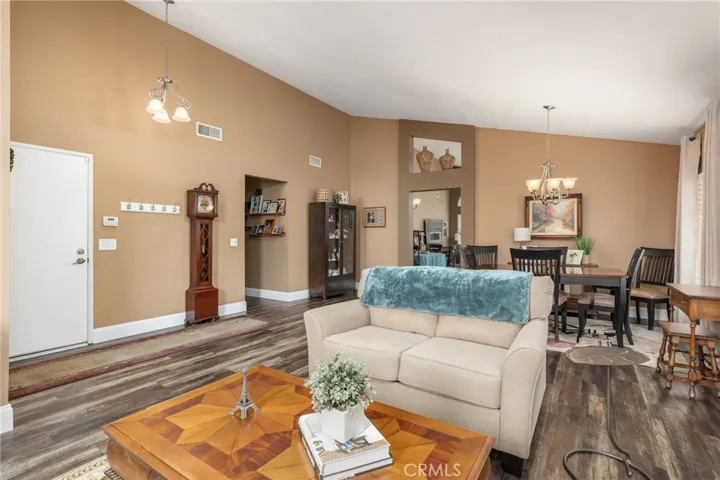 490 S Seminole Circle, Banning, California 92220