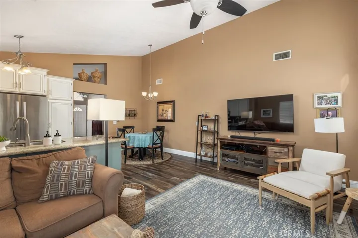 490 S Seminole Circle, Banning, California 92220