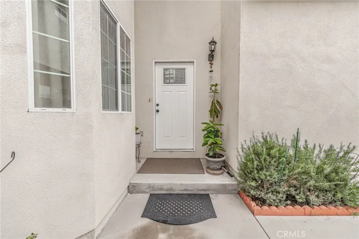 10717 Mather Avenue, Sunland, California 91040