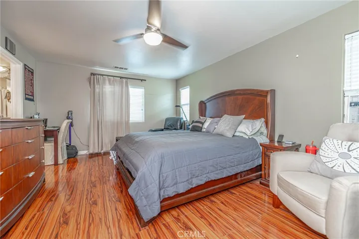 10717 Mather Avenue, Sunland, California 91040