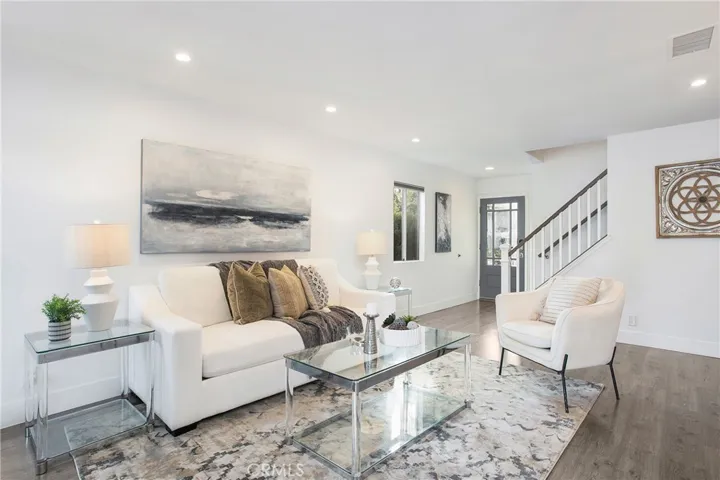 33086 Southwind Court, San Juan Capistrano, California 92675