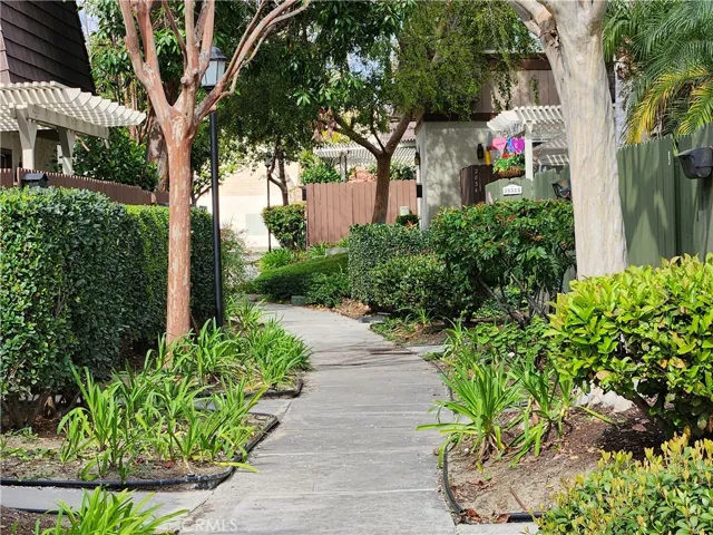 2833 E Jackson Avenue B, Anaheim, California 92806