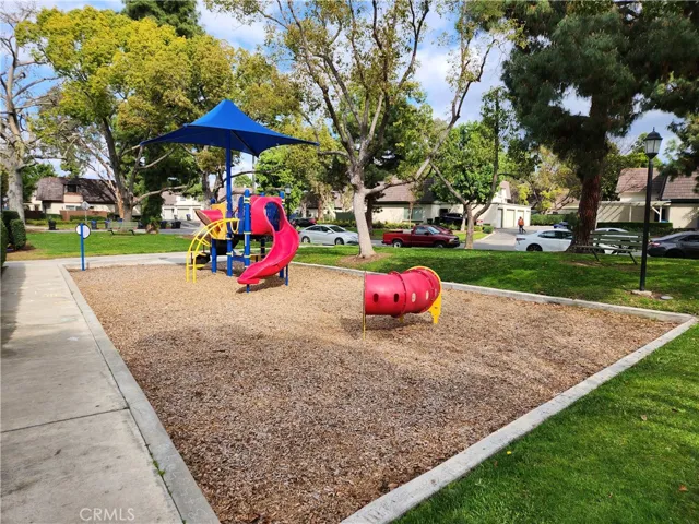 2833 E Jackson Avenue B, Anaheim, California 92806
