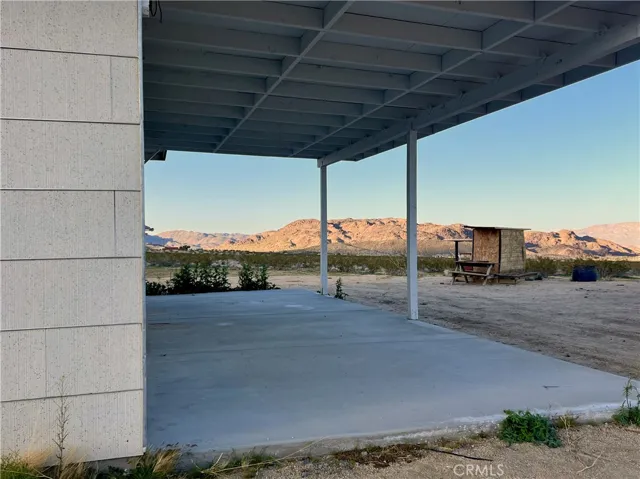 4375 Everett Road, Landers, California 92285