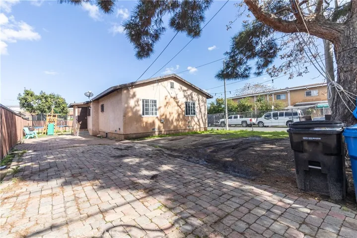 10419 Lou Dillon Avenue, Los Angeles, California 90002
