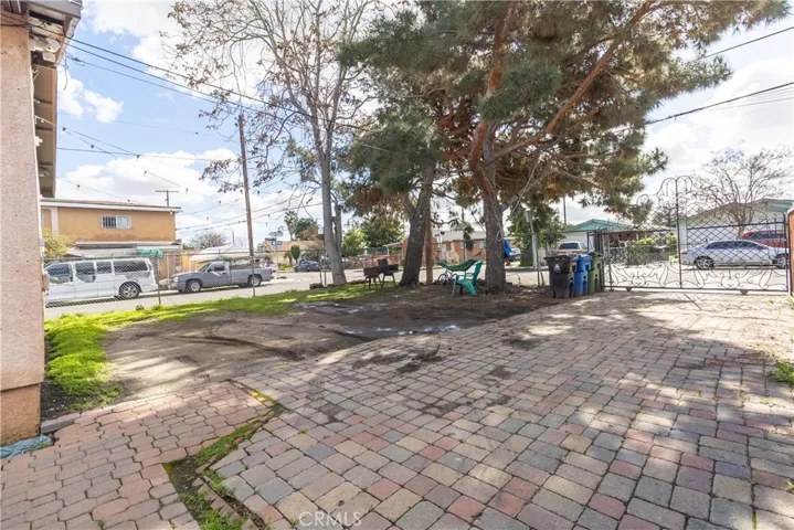 10419 Lou Dillon Avenue, Los Angeles, California 90002