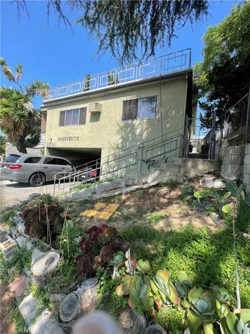 3501 Marguerite Street, Los Angeles, California 90065