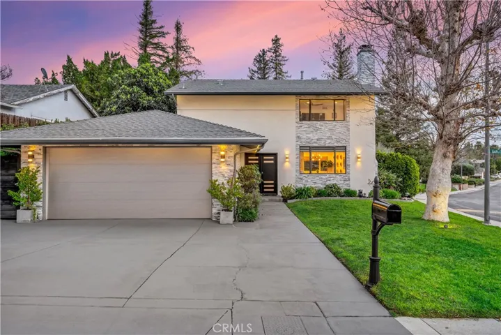 8460 Darlene Lane, West Hills, California 91304