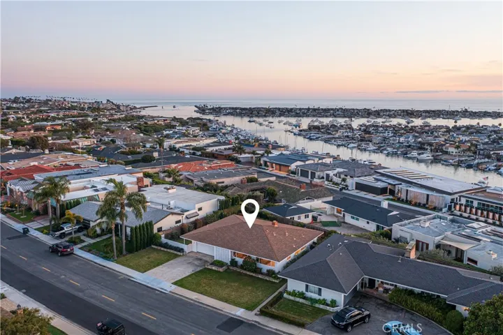 1427 Serenade Terrace, Corona del Mar, California 92625