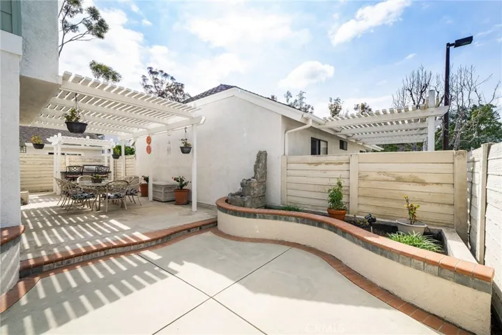 1 Shadowleaf 35, Irvine, California 92614