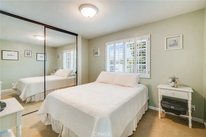 1 Shadowleaf 35, Irvine, California 92614