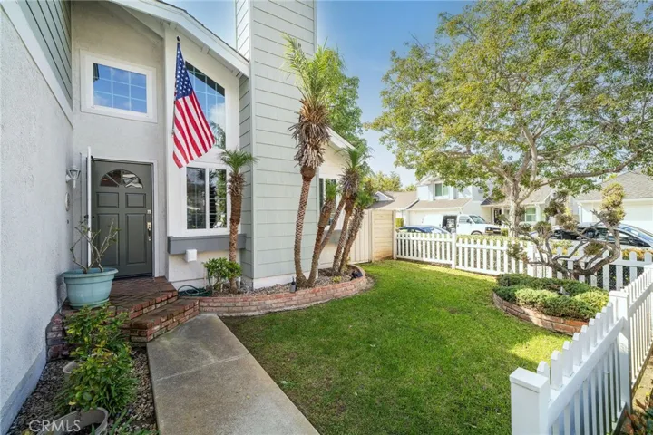 1 Shadowleaf 35, Irvine, California 92614