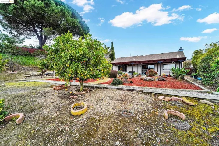 3735 Painted Pony Rd, Richmond, California 94803