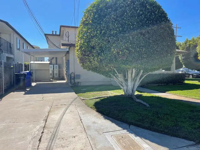 3045 Poe Street, San Diego, California 92106
