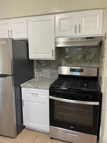 3045 Poe Street, San Diego, California 92106