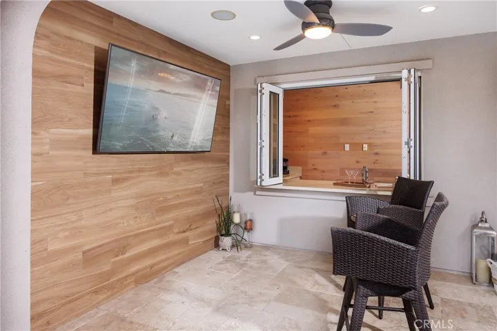 California room bar window