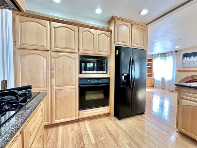 1421 Diamond Court, Redlands, California 92374