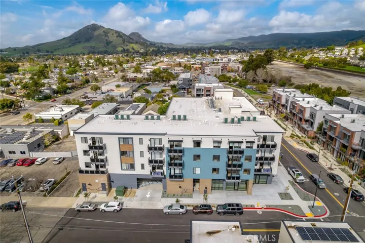2475 Victoria Avenue 302, San Luis Obispo, California 93401