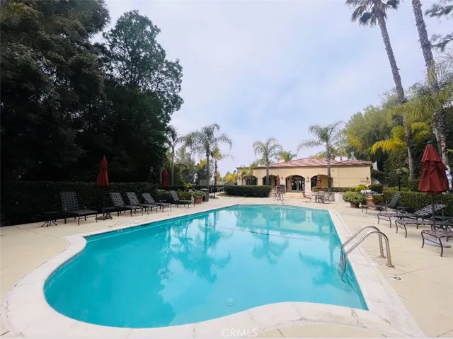 5240 Premiere Hills Circle 106, Woodland Hills, California 91364