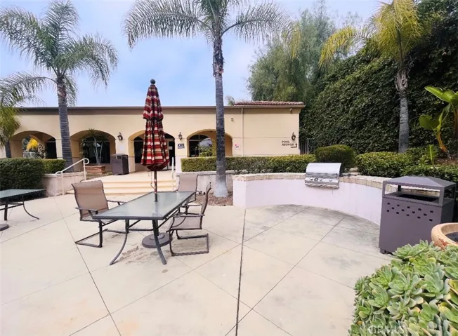 5240 Premiere Hills Circle 106, Woodland Hills, California 91364