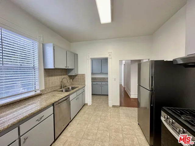 600 E 29th Street, Los Angeles, California 90011
