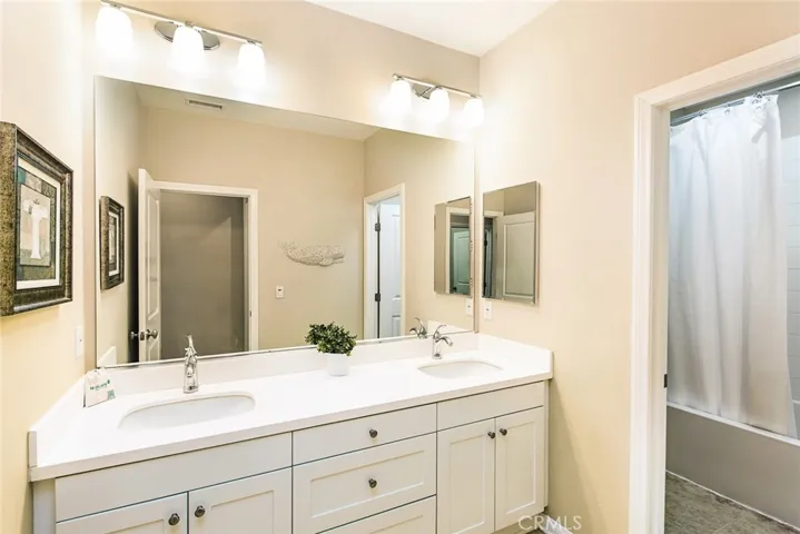 75 Gardenstone Pathway, Irvine, California 92620