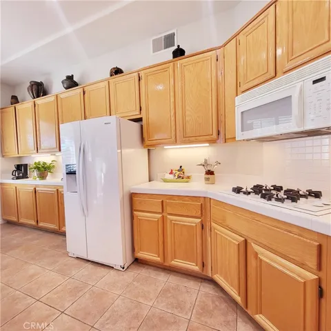 4901 Singing Hills Drive, Banning, California 92220