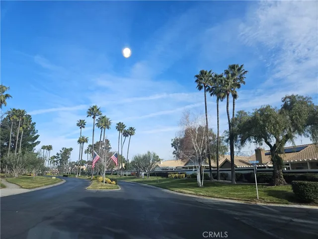 4901 Singing Hills Drive, Banning, California 92220
