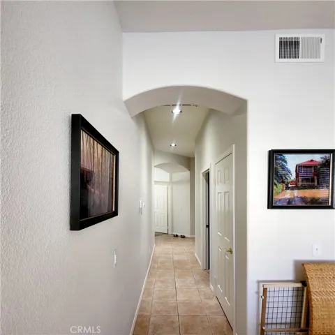 4901 Singing Hills Drive, Banning, California 92220