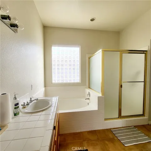4901 Singing Hills Drive, Banning, California 92220