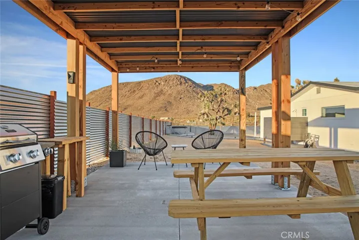 59228 Applegate Way, Landers, California 92285