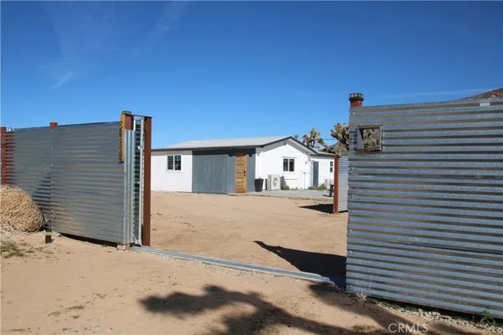 59228 Applegate Way, Landers, California 92285