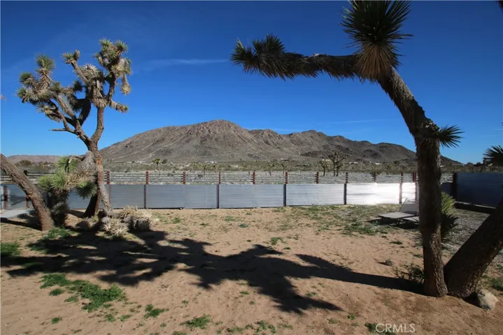 59228 Applegate Way, Landers, California 92285