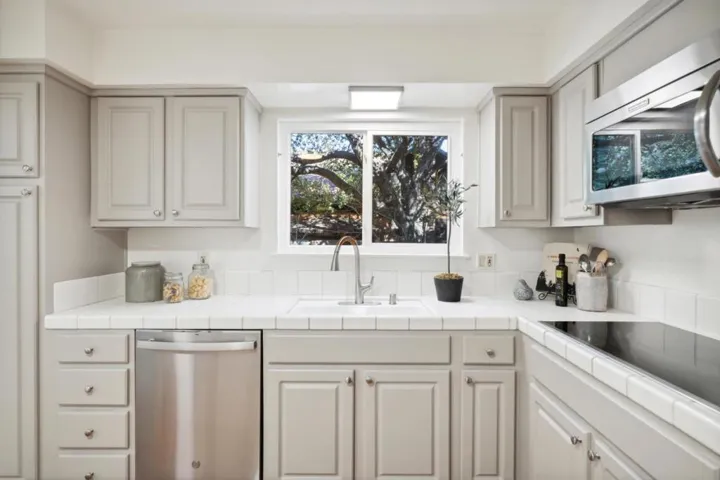 459 Homer Avenue 2, Palo Alto, California 94301