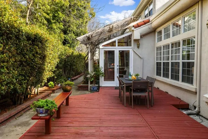 3520 Ross Road, Palo Alto, California 94303