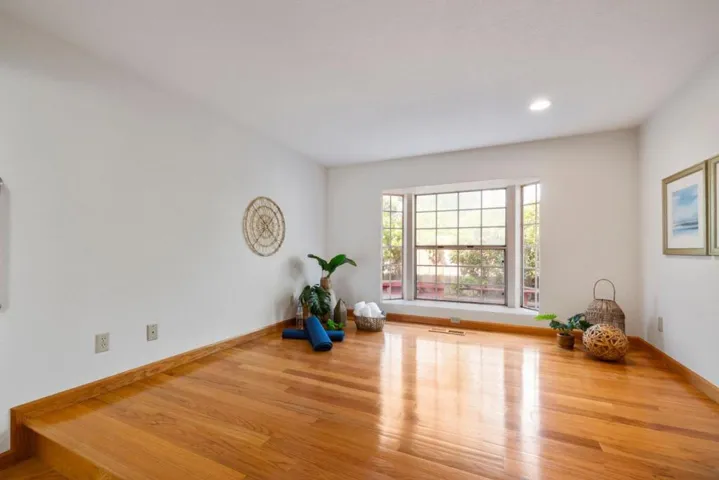 3520 Ross Road, Palo Alto, California 94303