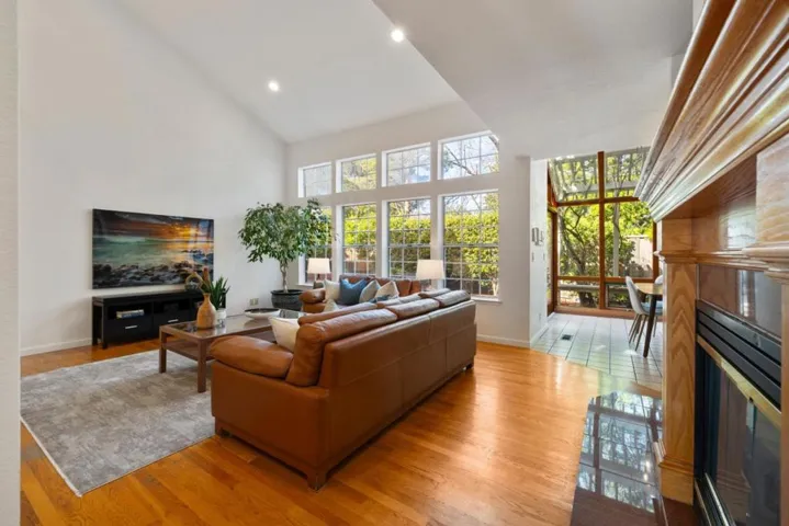 3520 Ross Road, Palo Alto, California 94303