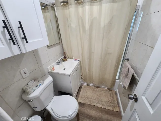 14929 Freeman Avenue, Lawndale, California 90260